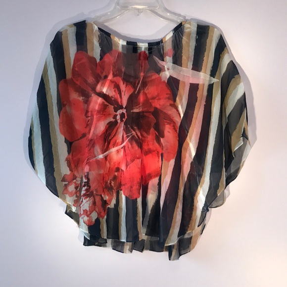 Sheer Batwing Blouse - Picture 6 of 7